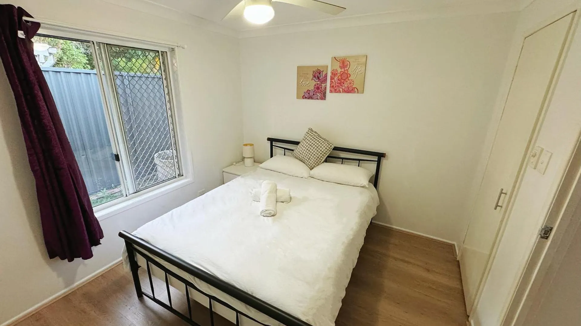 Cheerful 5 Bedroom Holiday Destination Browns Plains Tatil Evi