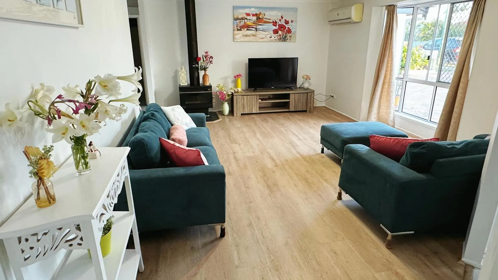 Cheerful 5 Bedroom Holiday Destination Browns Plains 0*,  Avustralya