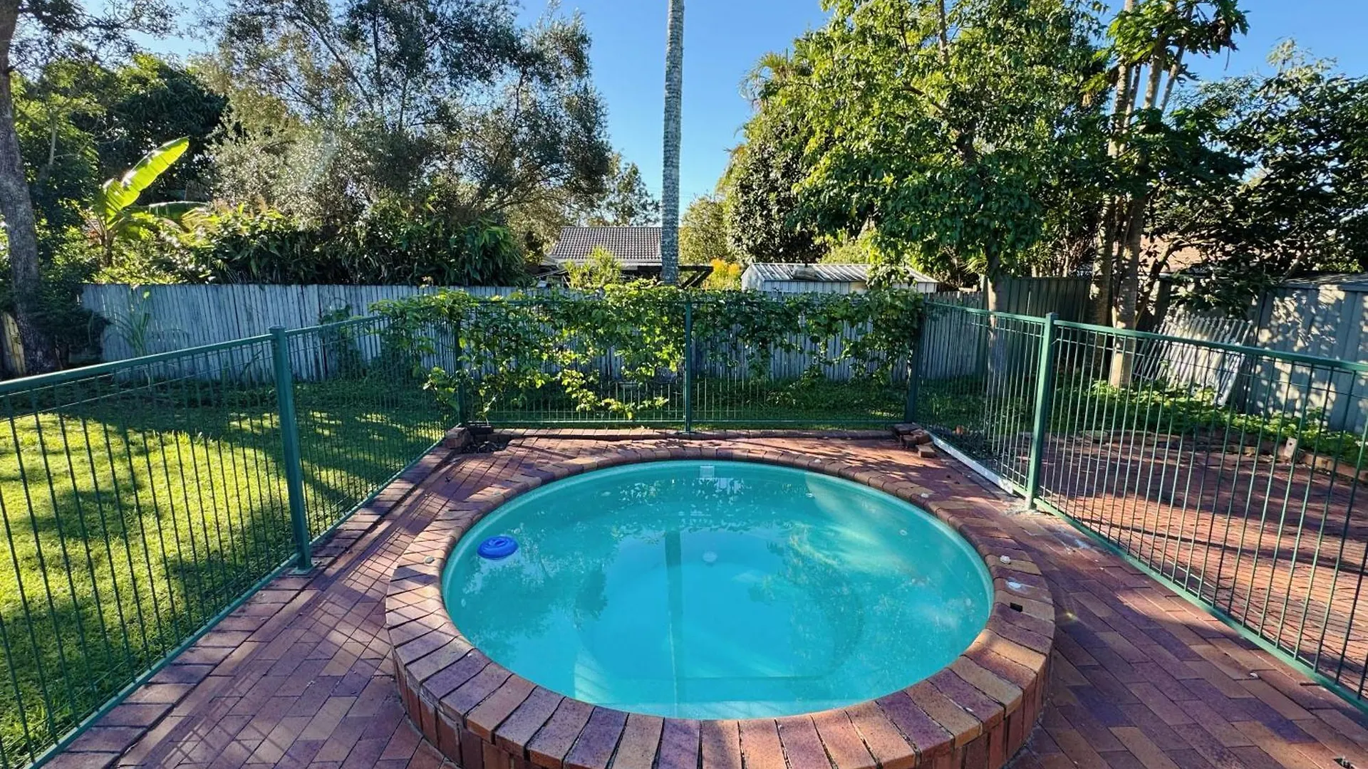 Cheerful 5 Bedroom Holiday Destination Browns Plains